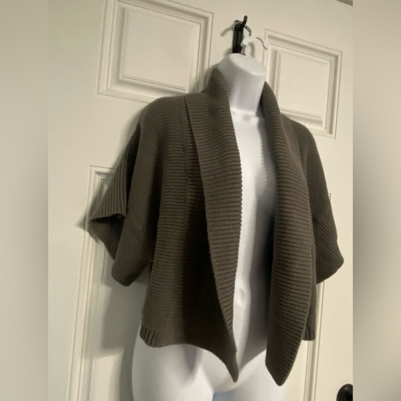 T27a- OLD NAVY Gray Ribbed Knit Open Front Cardigan - Picture 2 of 8